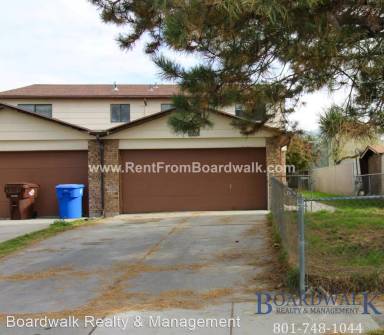 Main picture of 8261 S Ivy Dr