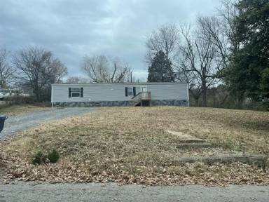 Main picture of 1213 Spruce Dr