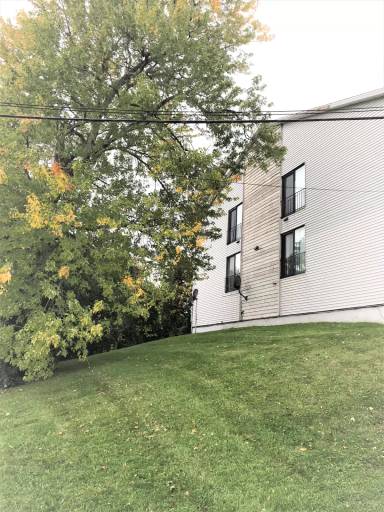 Main picture of 3325 Burnet Ave