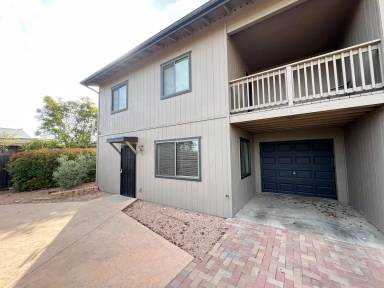 Main picture of 4156 E Mission Ln