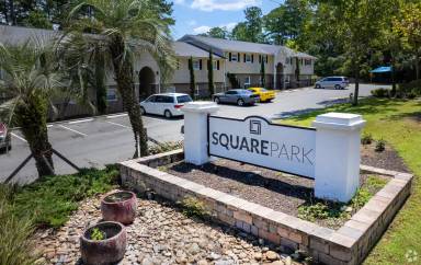 Main picture of Square Park Apartments