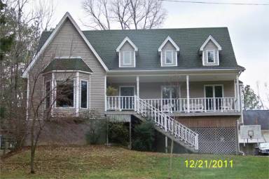 Main picture of 127 Ride Pole Rd