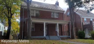 Main picture of 1316 Van Buren St NW