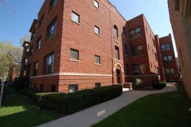 Main picture of 3759 N Lakewood Ave