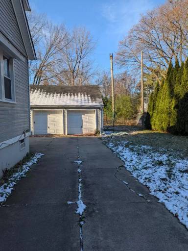Main picture of 4215 Neff Ave