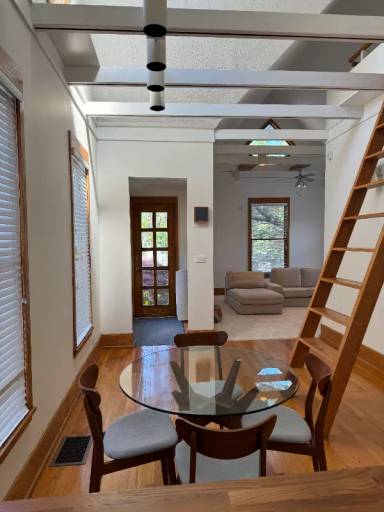 Main picture of 814 N Park Ave