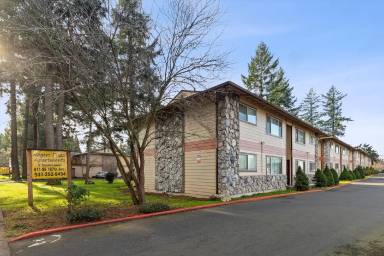 Main picture of 615 SE 187th Ave