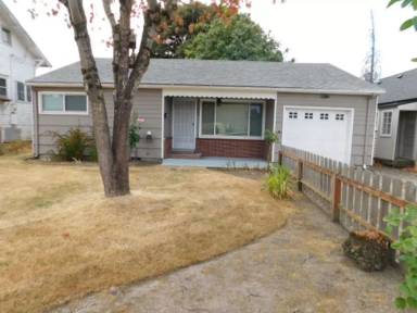 Main picture of 2275 4th St NE