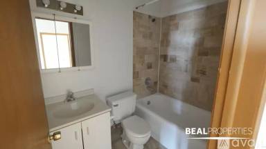 Main picture of 635 W Barry Ave