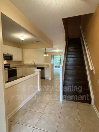 Main picture of 5052 Hawkstone Dr