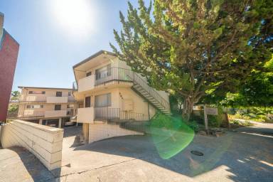 Main picture of 580 Jean St