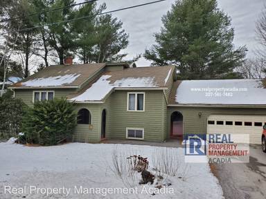 Main picture of 123 Husson Ave