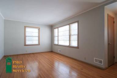 Main picture of 5142 Xerxes Ave N