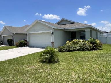 Main picture of 2611 Sanderling St