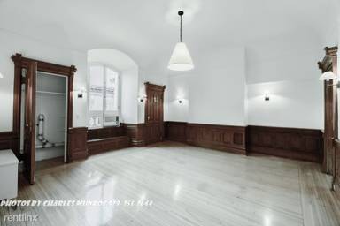 Main picture of 40 E 68th St