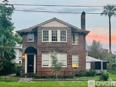 Main picture of 2242 Riverside Ave