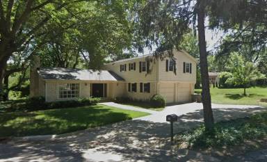 Main picture of 124 Mohican Pl