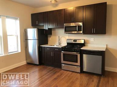 Main picture of 4050 N Milwaukee Ave Apartments