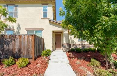 Main picture of 1760 Tarragon Dr