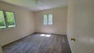 Main picture of 141 Reed Rd