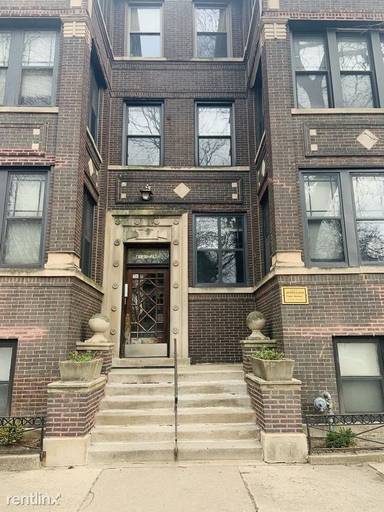 Main picture of 4139 S Michigan Ave