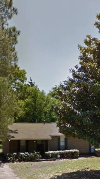 Main picture of 3255 Hackberry Ln