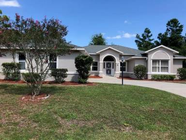 Main picture of 9 Fallwood Ln