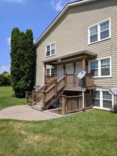 Main picture of 2218 Emerald Dr