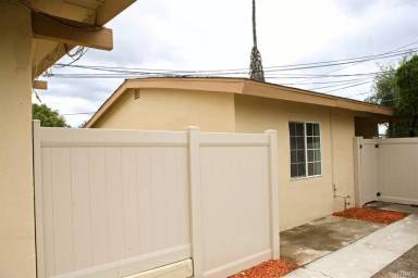 Main picture of 8876 Cypress Ave