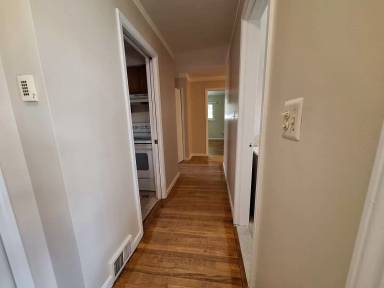 Main picture of 26054 Dover Ave