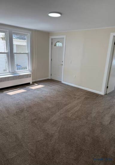 Main picture of 144 Madison St