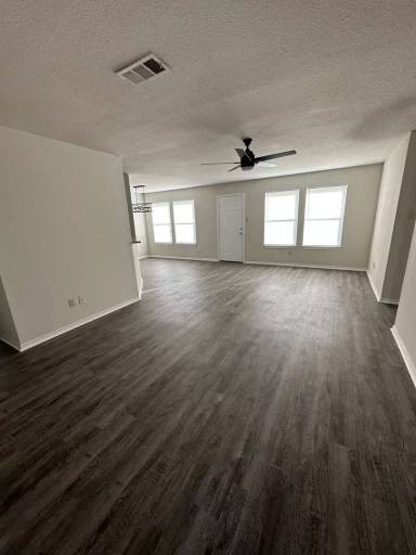 Main picture of 3717 Devonaire Dr