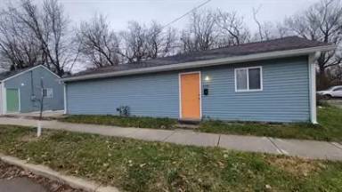 Main picture of 3301 E 26th St