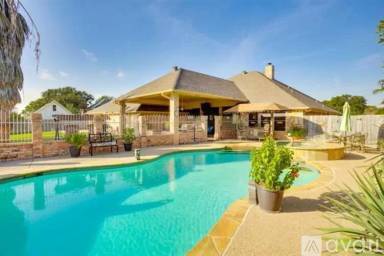Main picture of 1833 Willis Ln