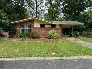Main picture of 4821 Thornwood Rd
