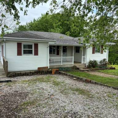 Main picture of 107 Lusk St