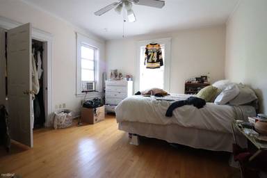 Main picture of 1101 Beacon St