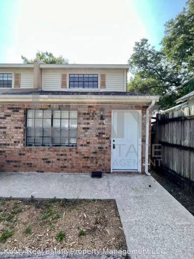 Main picture of 201 S Washington St