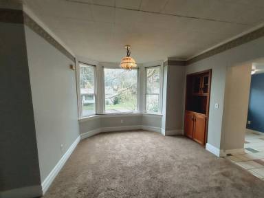 Main picture of 3502 S 7th St