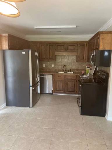 Main picture of 12 Oakcrest Trl NE
