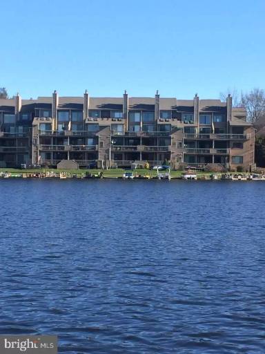 Main picture of 11242 Harbor Ct