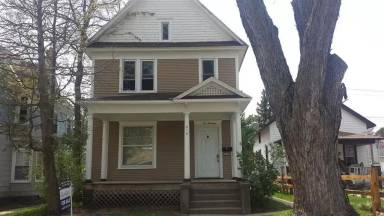 Main picture of 619 Adams St