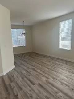 Main picture of 576 Glenbriar Cir
