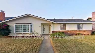 Main picture of 5771 Heil Ave