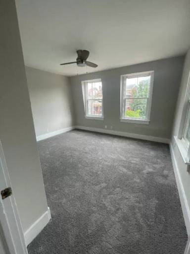 Main picture of 916 Washington Ave