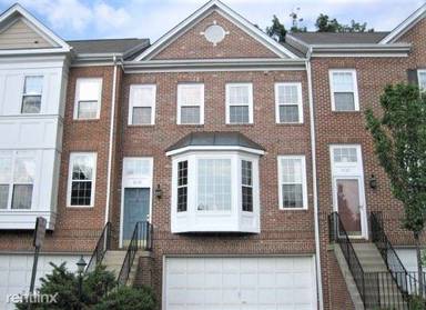 Main picture of 4735 Thornbury Dr