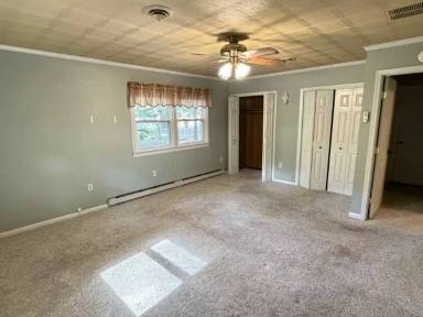 Main picture of 11910 Lucks Ln