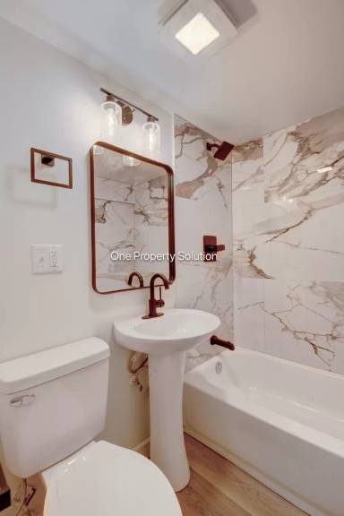 Main picture of 1433 Pennsylvania St