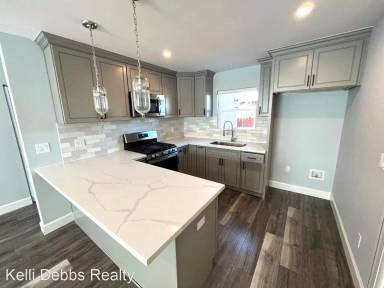 Main picture of 7838 Sancola Ave