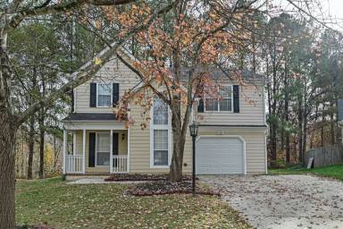 Main picture of 8900 Daventry Pl